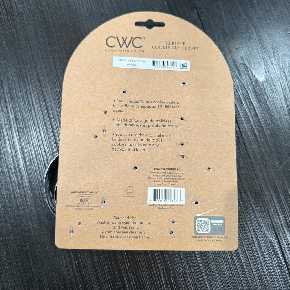 NWT CWC Silver Cookie Cutter Set - Picture 2 of 2